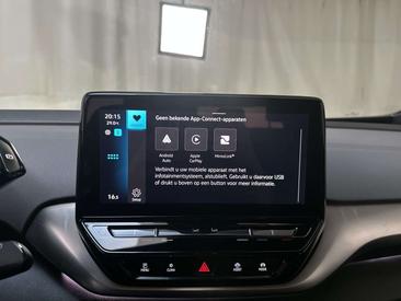 Volkswagen ID.4 Pro — photo 14