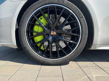 Porsche Panamera II ph2 Turbo S E-Hybrid — photo 6