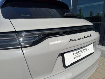 Porsche Panamera II ph2 Turbo S E-Hybrid — photo 9
