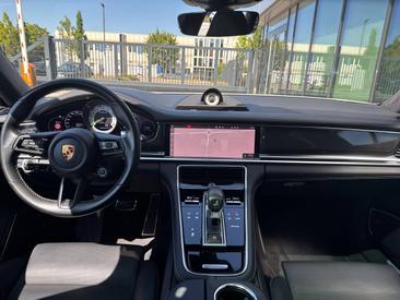 Porsche Panamera II ph2 Turbo S E-Hybrid — photo 14