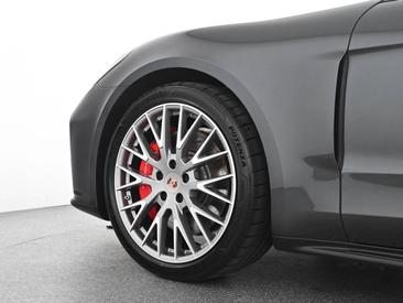 Porsche Panamera III GTS — photo 7