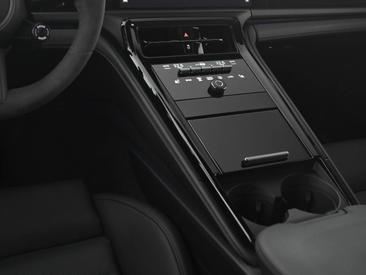 Porsche Panamera III GTS — photo 17