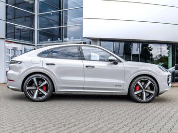Porsche Cayenne III GTS Coupé — photo 6