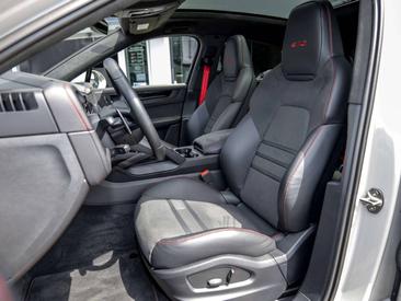Porsche Cayenne III GTS Coupé — photo 14
