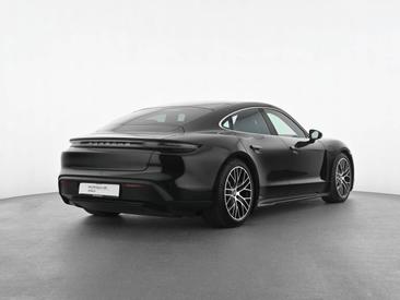 Porsche Taycan 4S — photo 4
