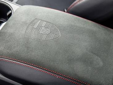 Porsche Cayenne III GTS Coupé — photo 24