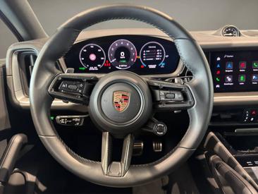 Porsche Cayenne III S E-Hybrid Coupé — photo 13