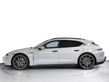 Porsche Taycan Sport Turismo — photo 2