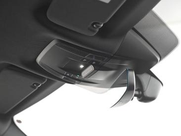 Porsche Taycan 4S — photo 26