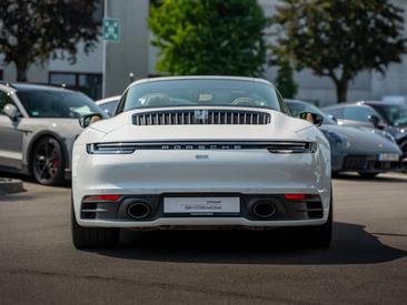 Porsche 992 I Targa 4S — photo 5