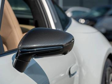 Porsche 992 I Targa 4S — photo 13