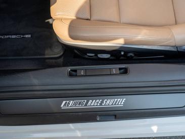 Porsche 992 I Targa 4S — photo 22