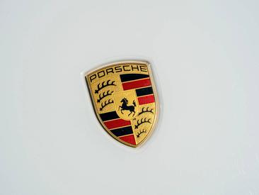 Porsche 992 I Targa 4S — photo 27