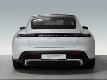 Porsche Taycan Turbo — photo 9