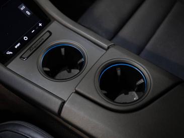 Porsche Taycan Turbo — photo 29