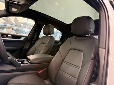 Porsche Cayenne III E-Hybrid Coupé — photo 14