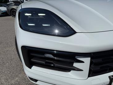 Porsche Cayenne III E-Hybrid Coupé — photo 33