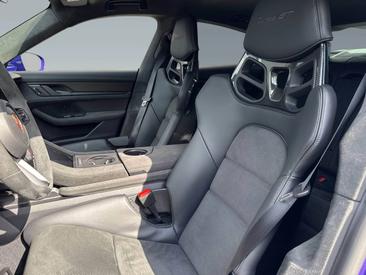 Porsche Taycan ph2 Turbo GT — photo 13