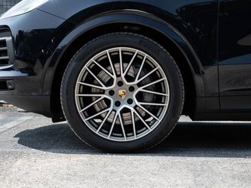 Porsche Cayenne III S Coupé Platinum Edition — photo 4