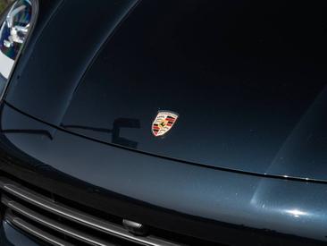 Porsche Cayenne III S Coupé Platinum Edition — photo 13