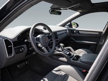 Porsche Cayenne III S Coupé Platinum Edition — photo 14