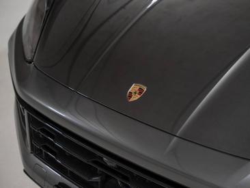Porsche Cayenne III S E-Hybrid Coupé — photo 14