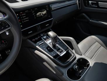 Porsche Cayenne III S Coupé Platinum Edition — photo 23