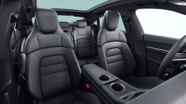 Porsche Taycan 4S — photo 7