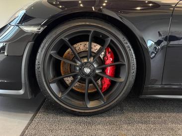 Porsche 991 II GT3 — photo 10