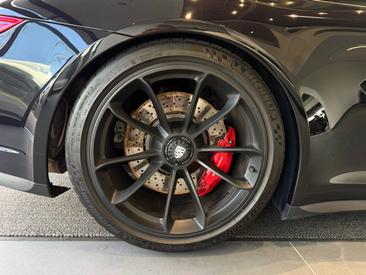 Porsche 991 II GT3 — photo 11