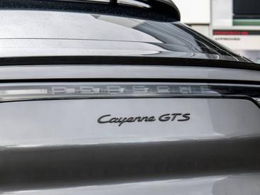 Porsche Cayenne III GTS Coupé — photo 30