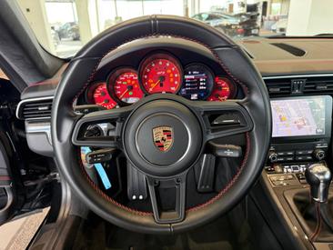 Porsche 991 II GT3 — photo 16