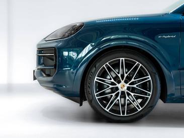 Porsche Cayenne III E-Hybrid Coupé — photo 6