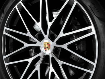 Porsche Cayenne III E-Hybrid Coupé — photo 8