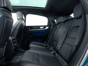 Porsche Cayenne III E-Hybrid Coupé — photo 14