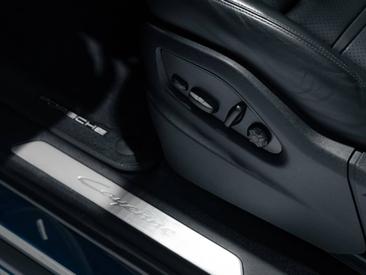 Porsche Cayenne III E-Hybrid Coupé — photo 28