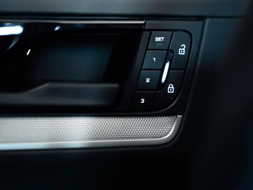 Porsche Cayenne III E-Hybrid Coupé — photo 29