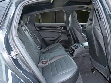 Porsche Panamera III 4 E-Hybrid — photo 14