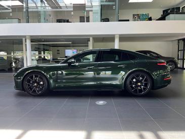 Porsche Panamera III 4 — photo 2