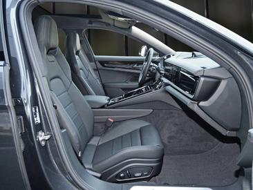 Porsche Panamera III 4 E-Hybrid — photo 21