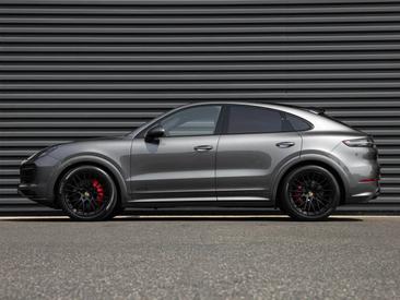 Porsche Cayenne III GTS Coupé — photo 2