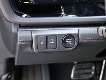Porsche Panamera III 4 E-Hybrid — photo 27