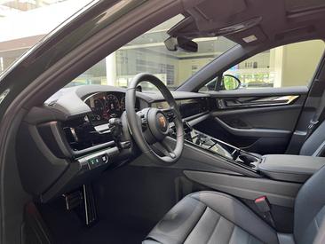 Porsche Panamera III 4 — photo 13