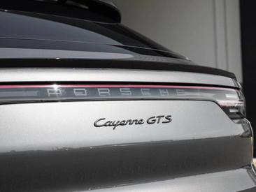 Porsche Cayenne III GTS Coupé — photo 10
