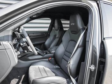 Porsche Cayenne III GTS Coupé — photo 13