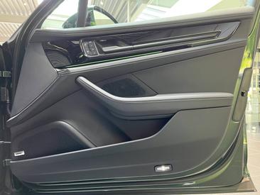 Porsche Panamera III 4 — photo 18