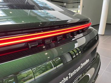 Porsche Panamera III 4 — photo 29