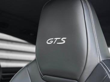 Porsche Cayenne III GTS Coupé — photo 28