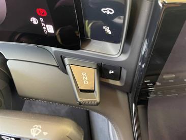 Porsche Cayenne E4 Coupé Electric — photo 17