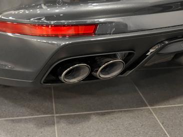 Porsche Panamera III 4S E-Hybrid — photo 11